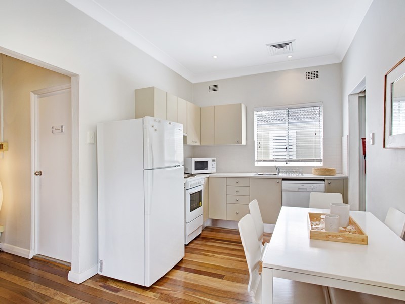 12 Tomaree Road, Shoal Bay NSW 2315