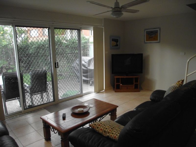 1/7-9 Weatherly Cl, Nelson Bay NSW 2315