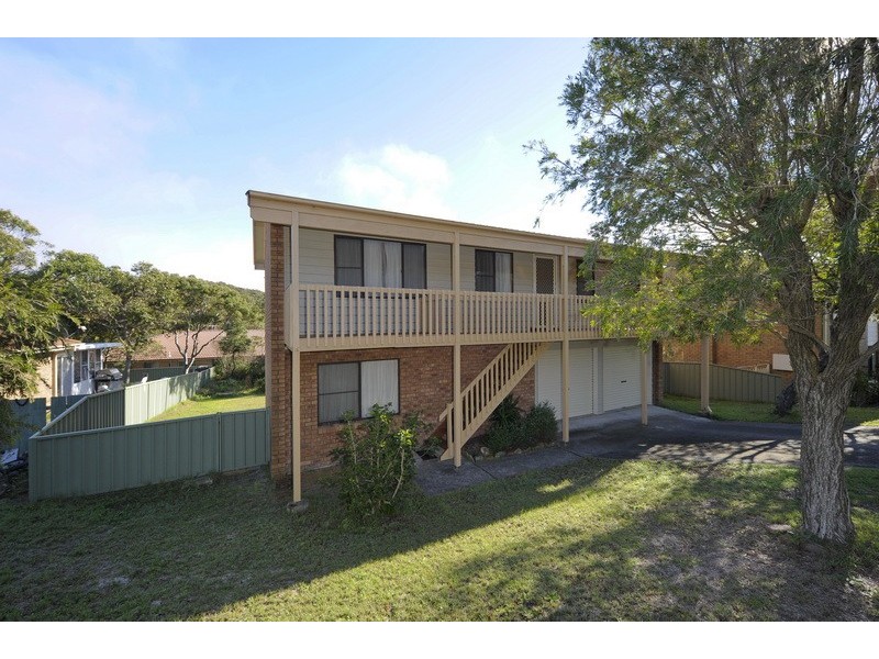 72 Boulder Bay Road, Fingal Bay NSW 2315