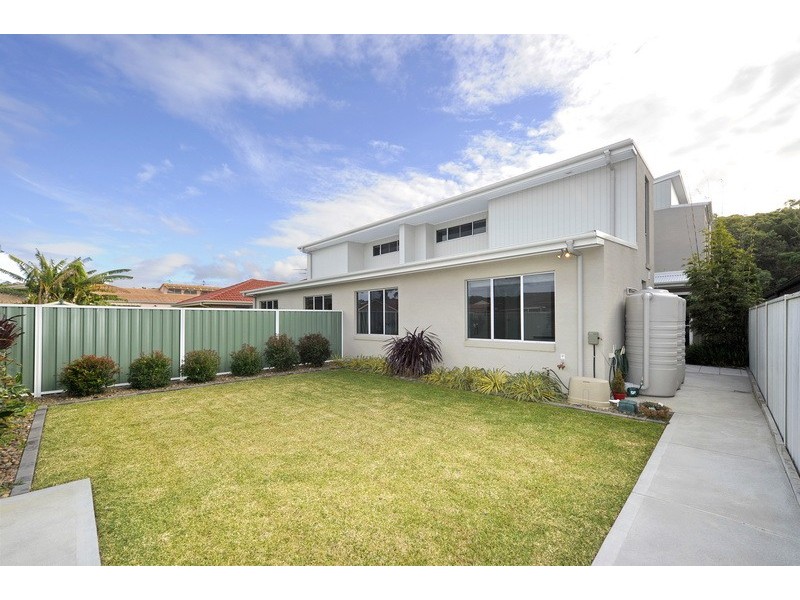 91 Rocky Point Road, Fingal Bay NSW 2315