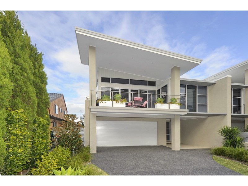 91 Rocky Point Road, Fingal Bay NSW 2315