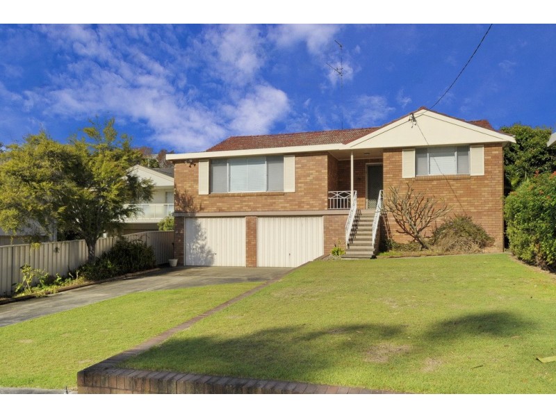 99 Shoal Bay Rd, Shoal Bay NSW 2315