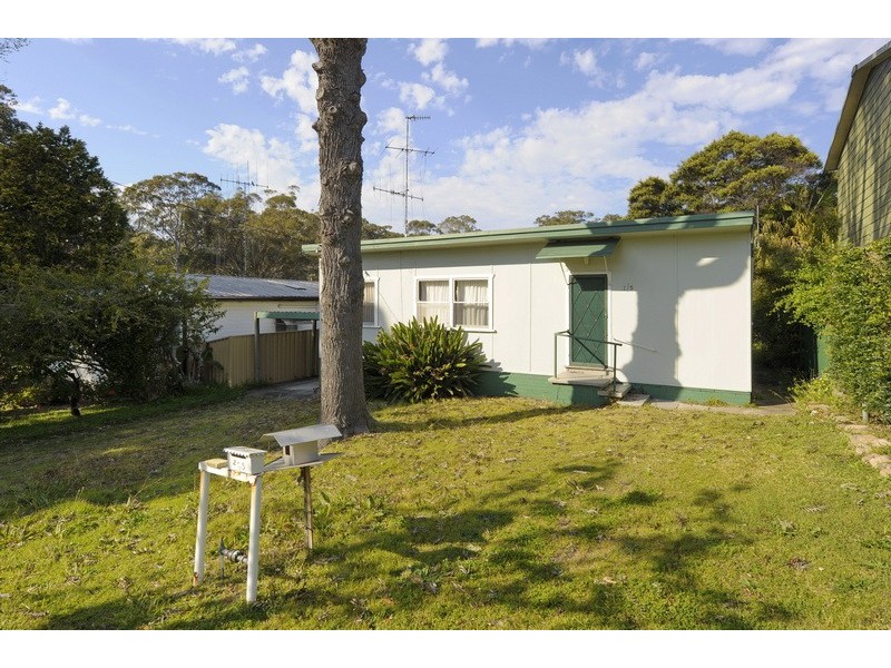 5 Montevideo Pde, Nelson Bay NSW 2315