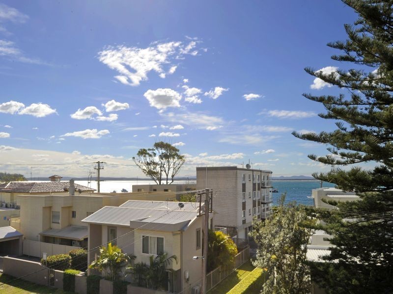 3/2 Lillian Street, Shoal Bay NSW 2315