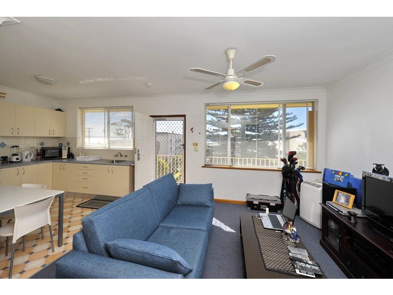 3/2 Lillian Street, Shoal Bay NSW 2315