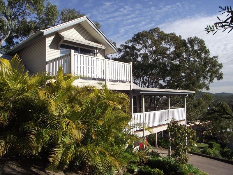 81 Ronald Ave, Shoal Bay NSW 2315