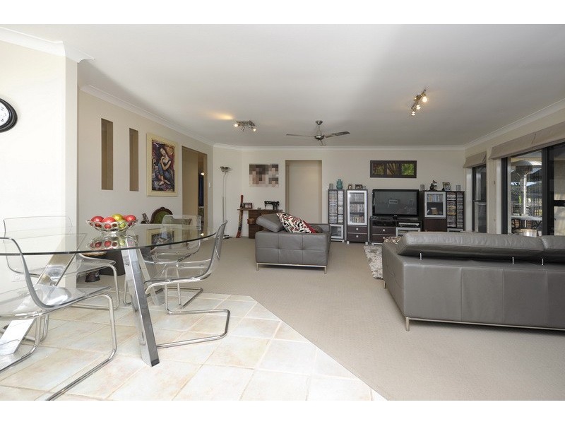 18 Biscay Close, Anna Bay NSW 2316