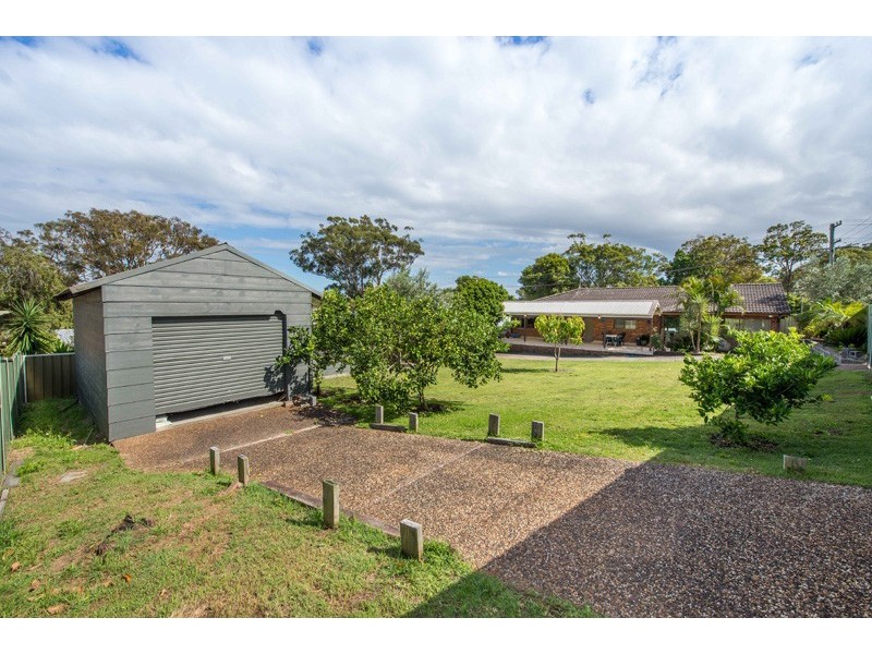 16 Verona Road, Shoal Bay NSW 2315