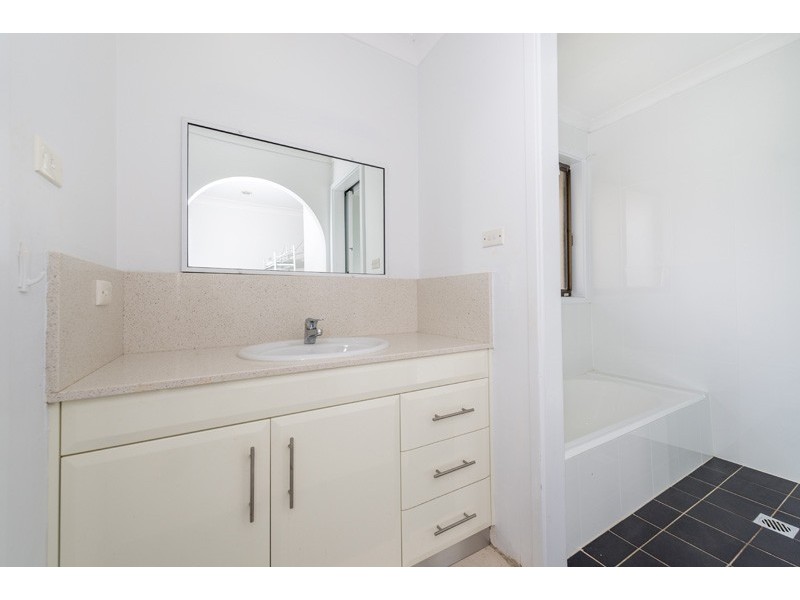 16 Verona Road, Shoal Bay NSW 2315