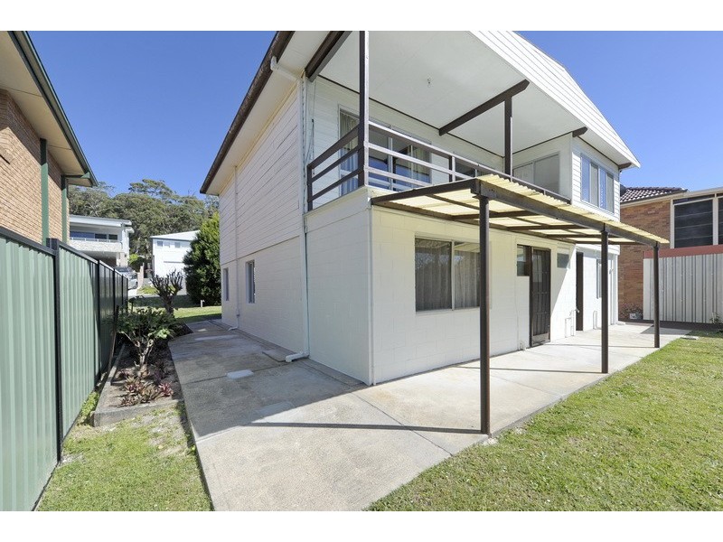 11 Raymond Avenue, Salamander Bay NSW 2317