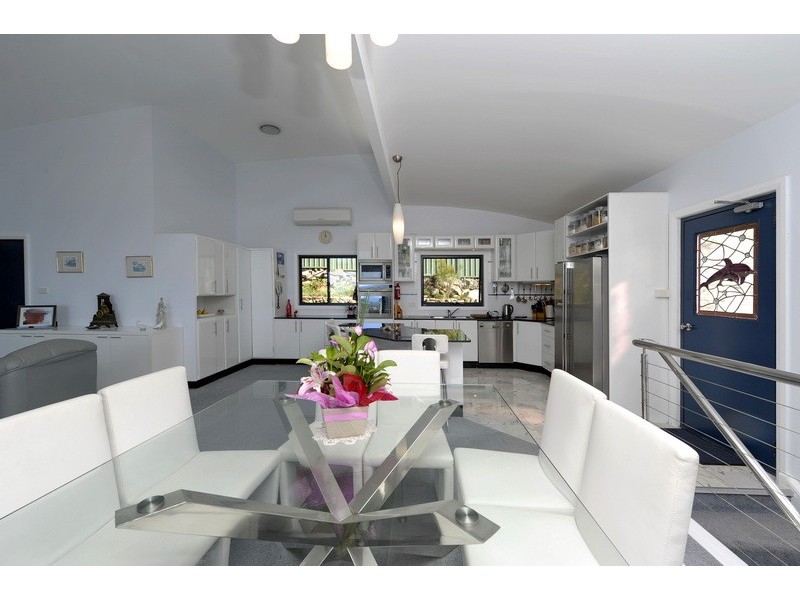 21b Tareebin Road, Nelson Bay NSW 2315