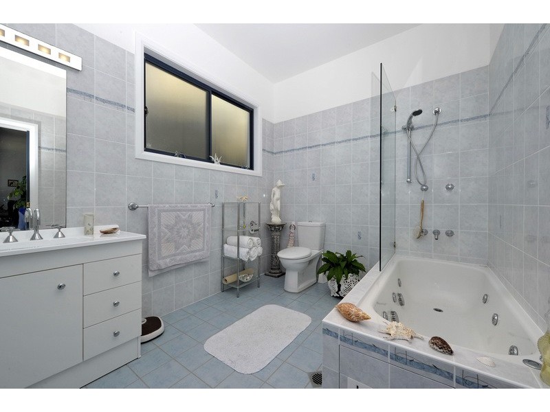 21b Tareebin Road, Nelson Bay NSW 2315