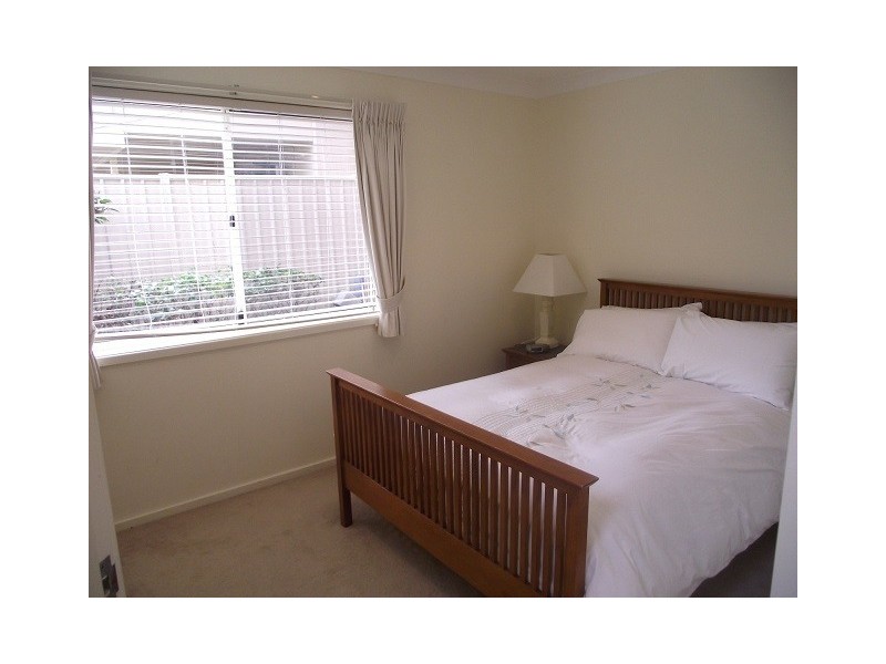 3/2a Lillian Street, Shoal Bay NSW 2315