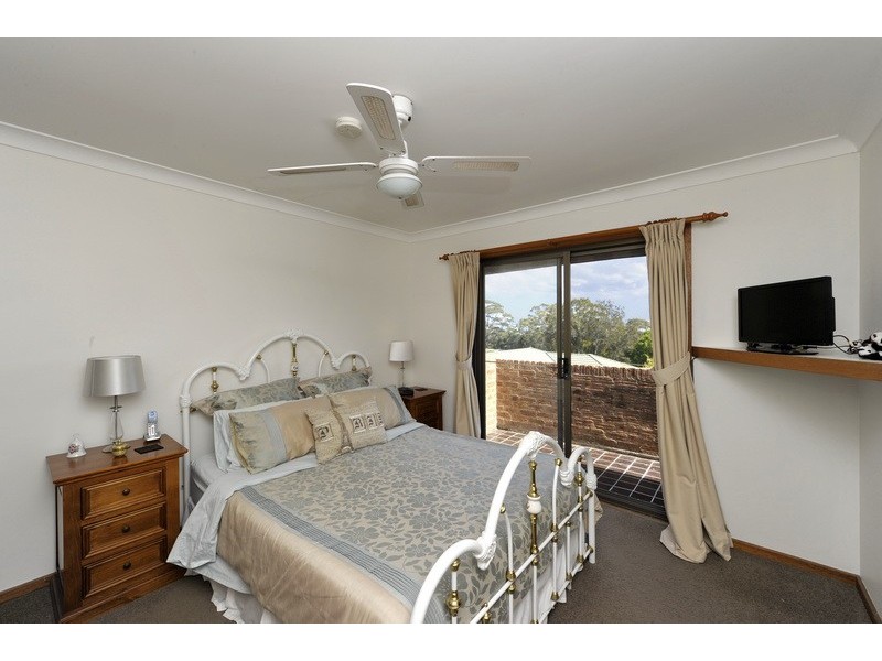 11 Upton Street, Soldiers Point NSW 2317