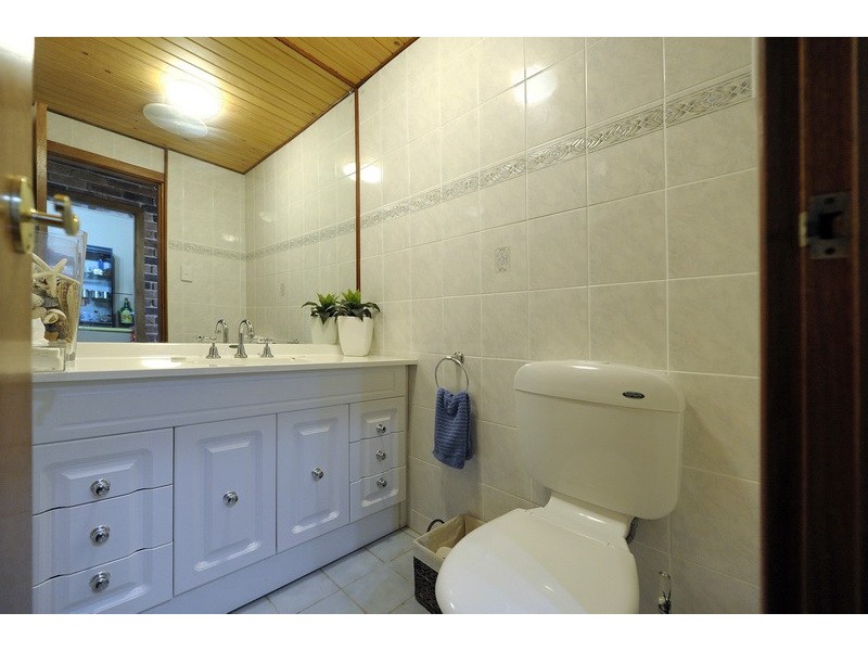11 Upton Street, Soldiers Point NSW 2317