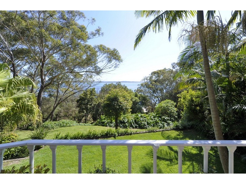 18 Gloucester St, Nelson Bay NSW 2315