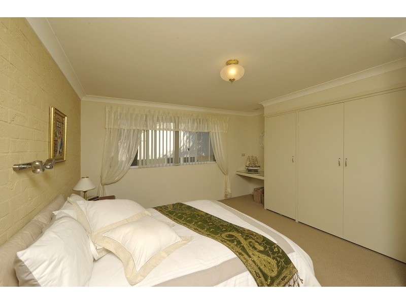 18 Gloucester St, Nelson Bay NSW 2315