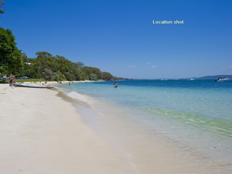 18 Gloucester St, Nelson Bay NSW 2315