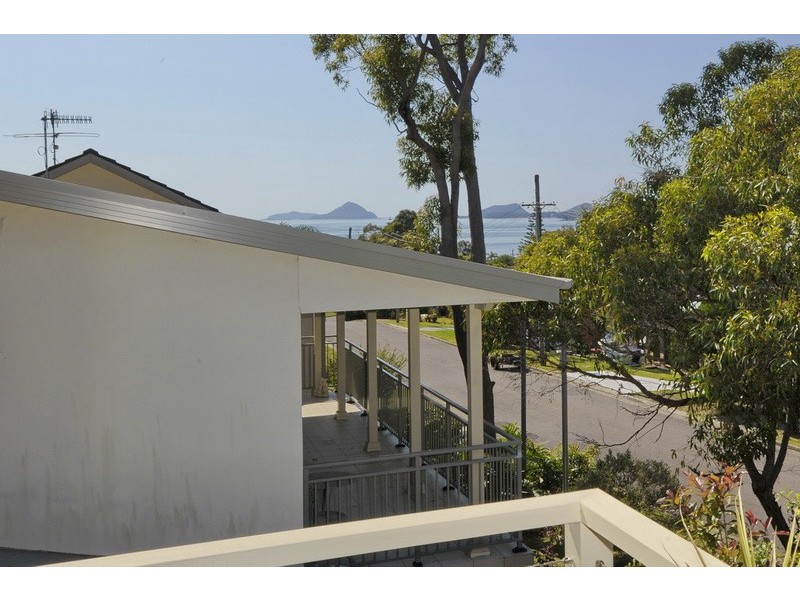 5 Waratah Avenue, Salamander Bay NSW 2317