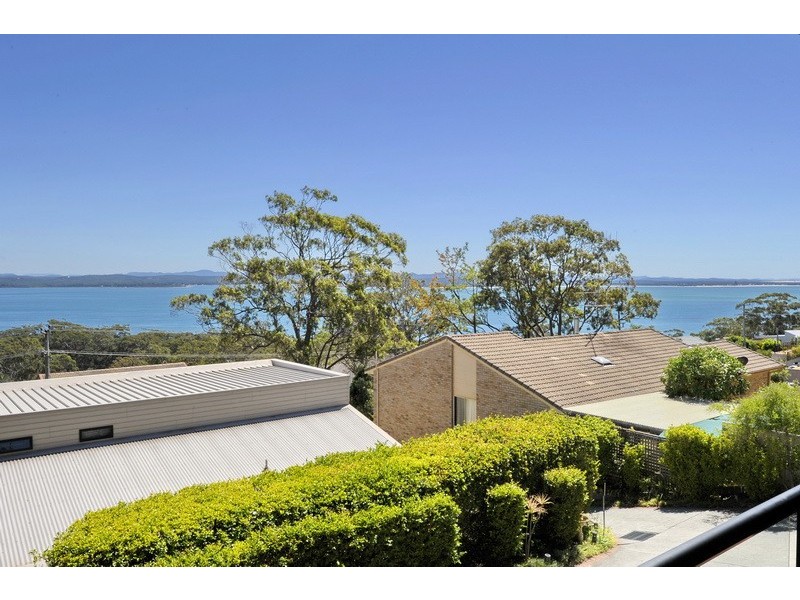 2/37 Wallawa Road, Nelson Bay NSW 2315