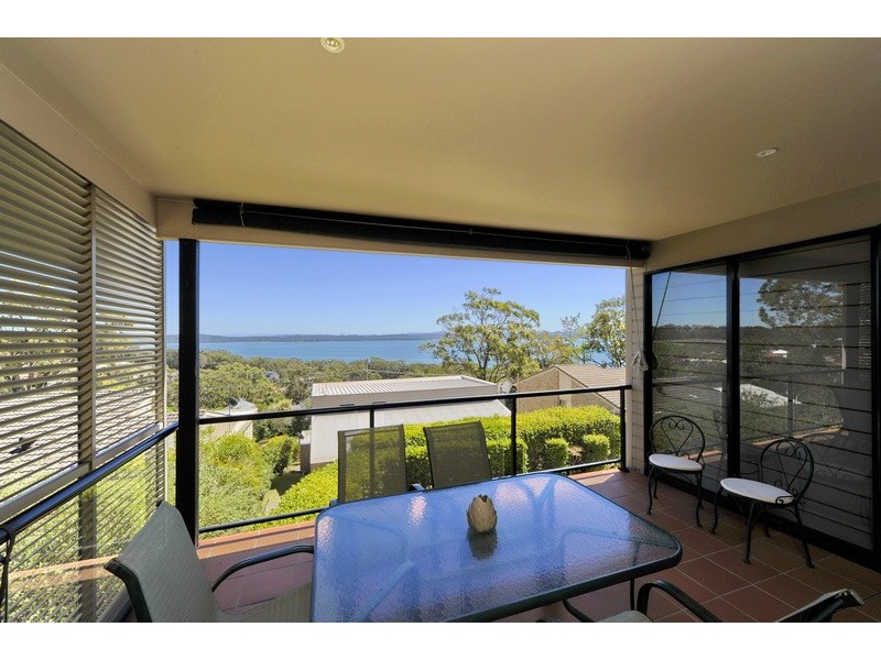 2/37 Wallawa Road, Nelson Bay NSW 2315