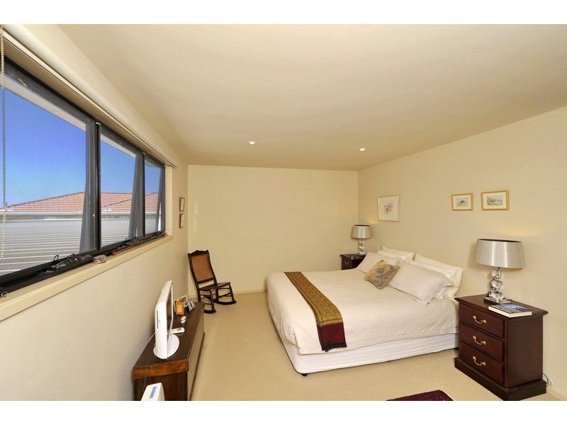 2/37 Wallawa Road, Nelson Bay NSW 2315