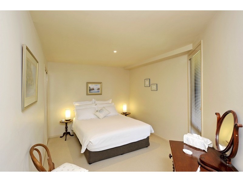 2/37 Wallawa Road, Nelson Bay NSW 2315