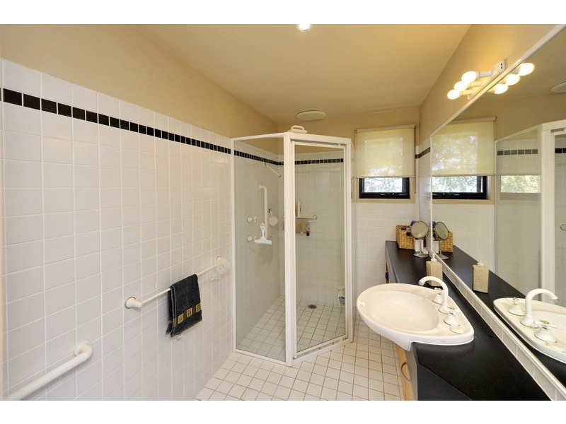 2/37 Wallawa Road, Nelson Bay NSW 2315