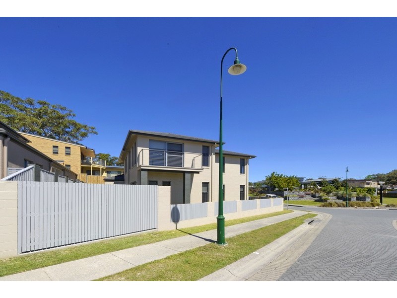 1 Shimmer Street, Nelson Bay NSW 2315