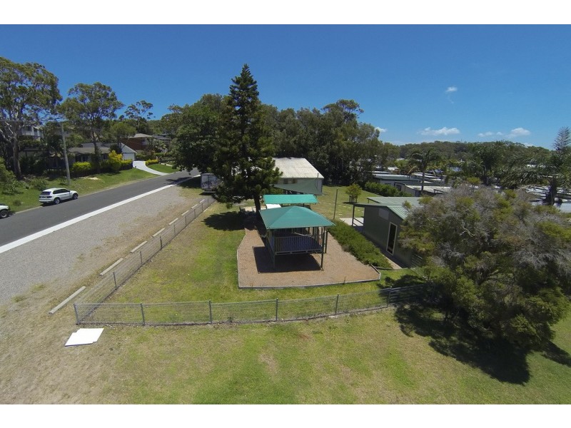 16 Bagnall Avenue, Soldiers Point NSW 2317