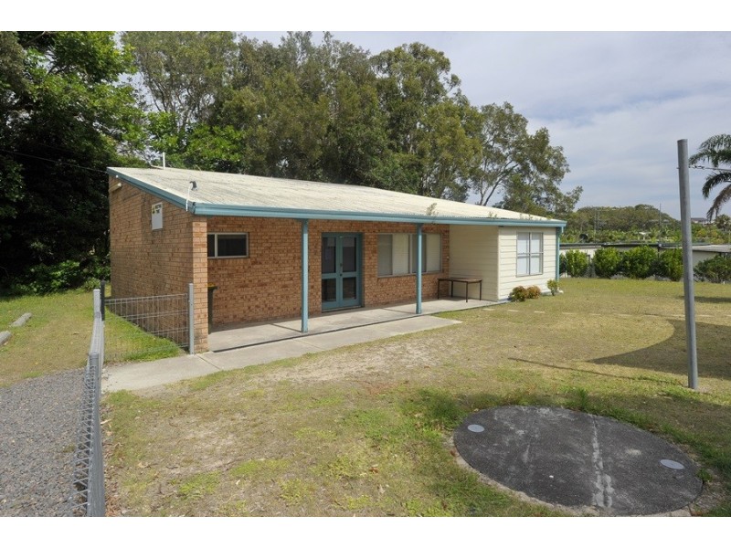 16 Bagnall Avenue, Soldiers Point NSW 2317