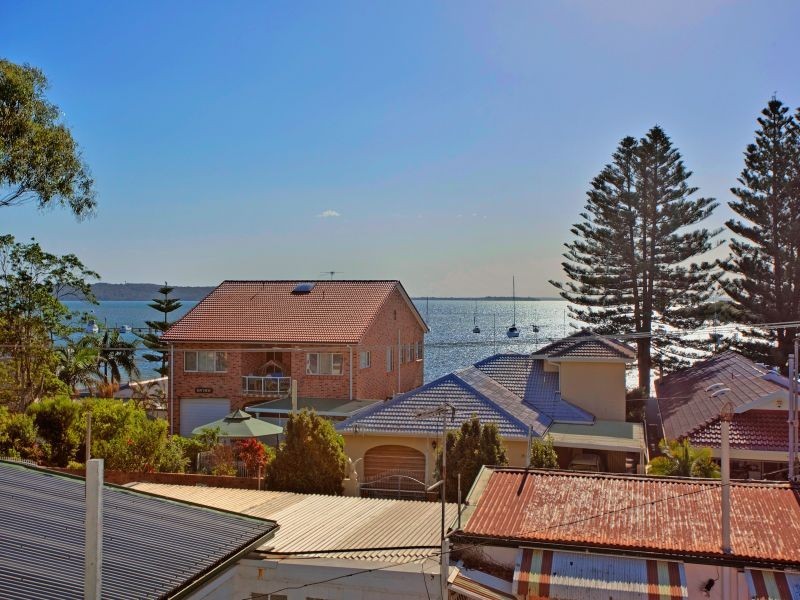 4 Resthaven Avenue, Soldiers Point NSW 2317