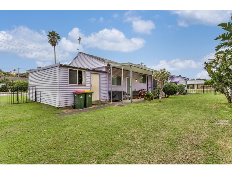 1 Irene Crescent, Soldiers Point NSW 2317