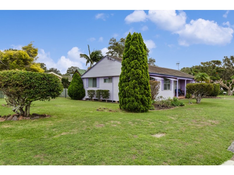 1 Irene Crescent, Soldiers Point NSW 2317