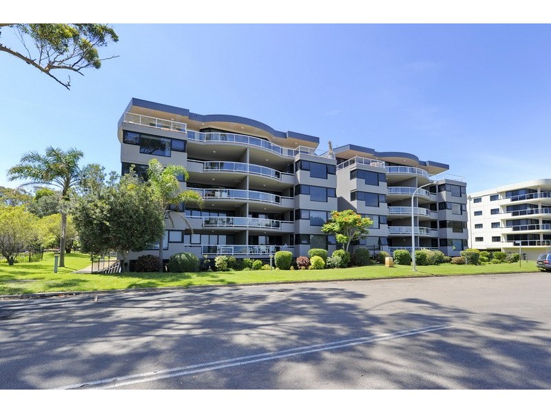 12/11 Columbia Close, Nelson Bay NSW 2315