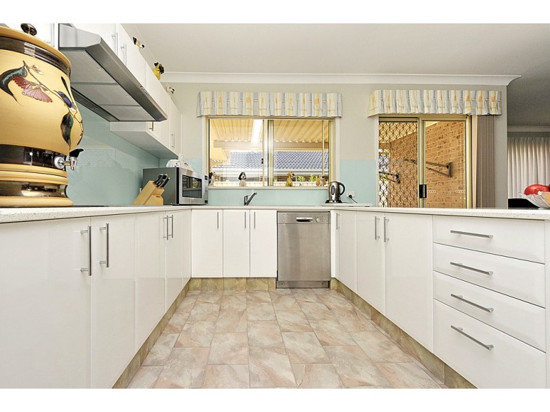 5 Creswell Place, Fingal Bay NSW 2315