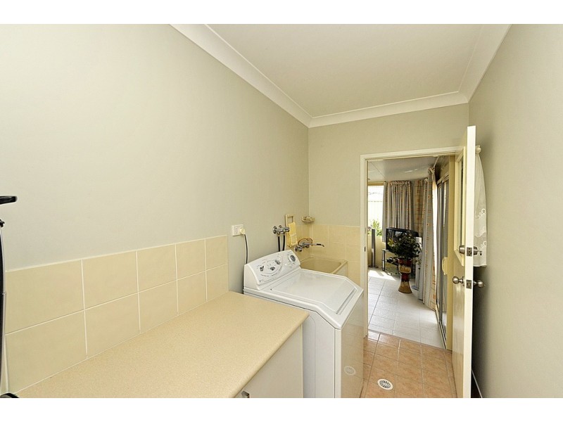 5 Creswell Place, Fingal Bay NSW 2315