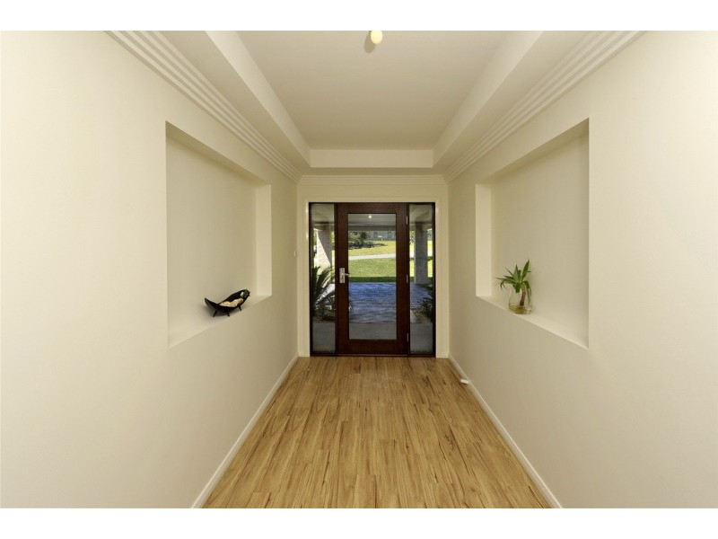 8 Reflections Drive, One Mile NSW 2316