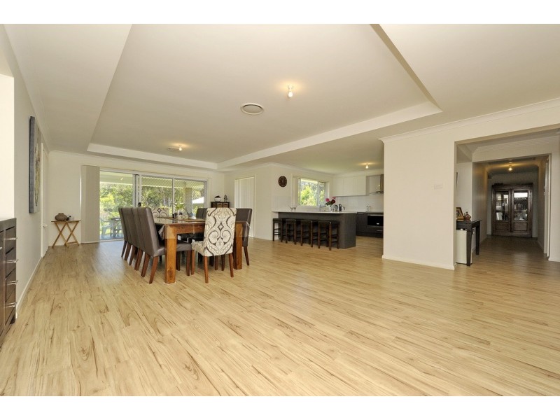 8 Reflections Drive, One Mile NSW 2316