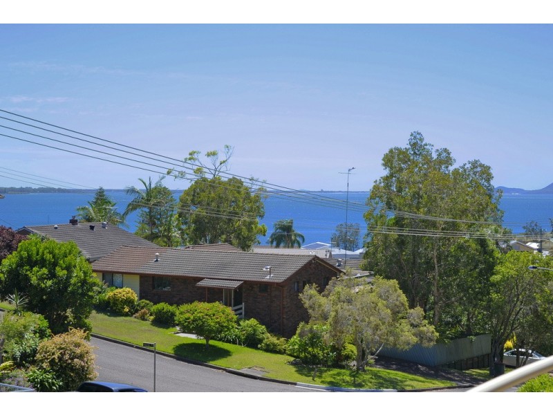 19 Fern Avenue, Soldiers Point NSW 2317