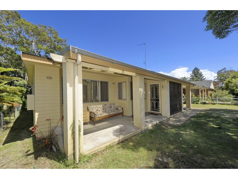 9 Leonard Avenue, Shoal Bay NSW 2315