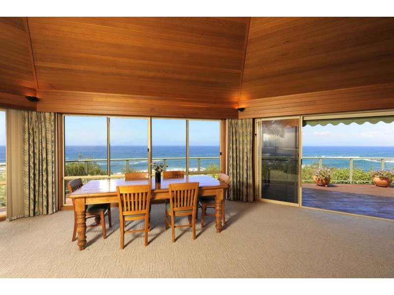 20 Pacific Street, Fishermans Bay NSW 2316