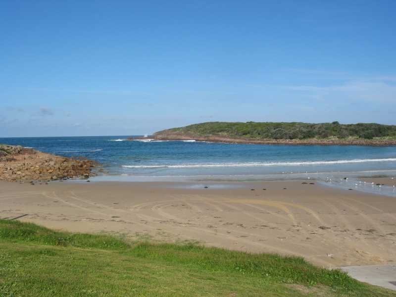 10 One Mile Close, Boat Harbour NSW 2316