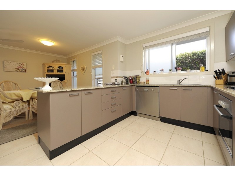 16 Dowling Street, Nelson Bay NSW 2315