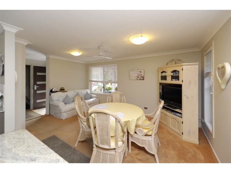 16 Dowling Street, Nelson Bay NSW 2315