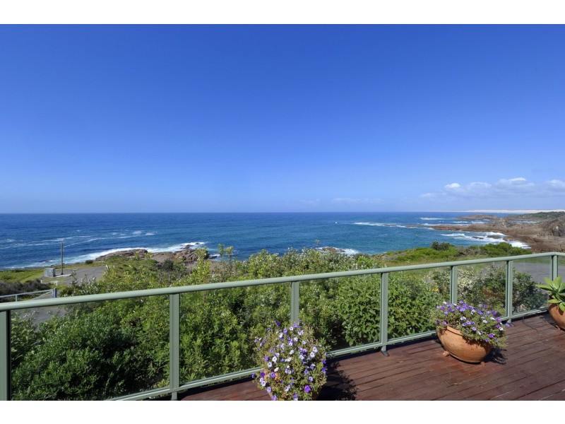 20 Pacific Street, Fishermans Bay NSW 2316