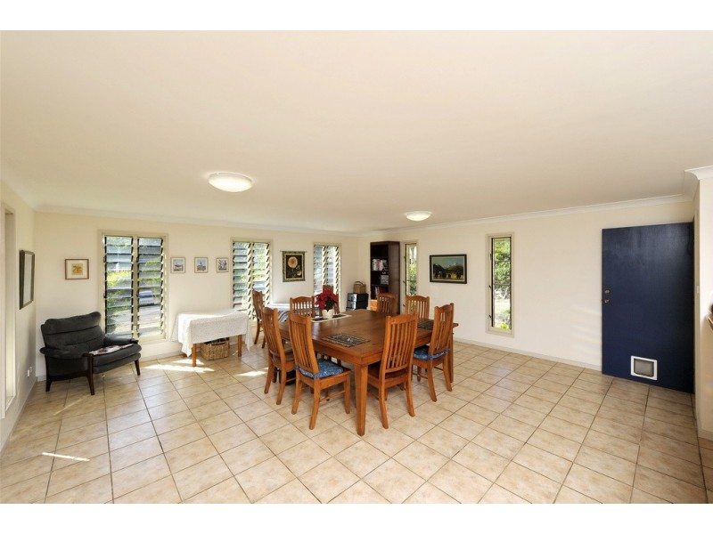 75 Kent Gardens, Soldiers Point NSW 2317