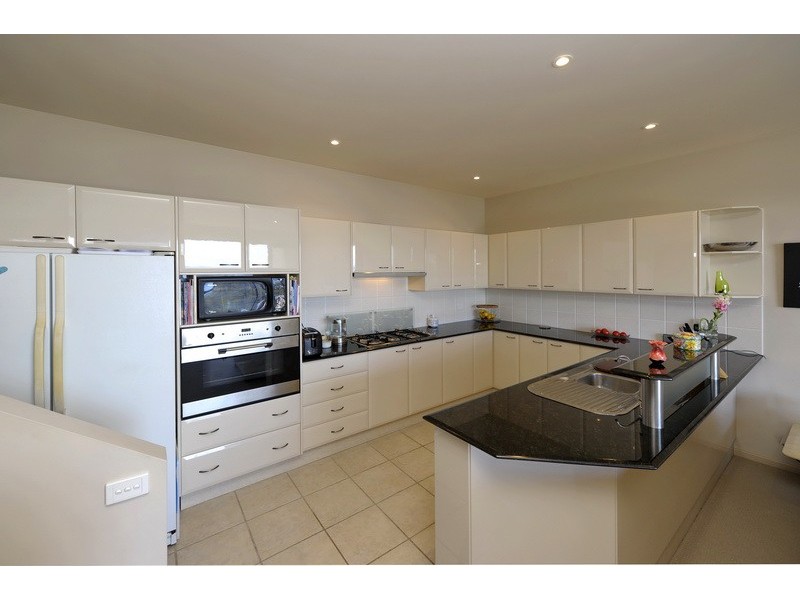 1/37 Wallawa Road, Nelson Bay NSW 2315