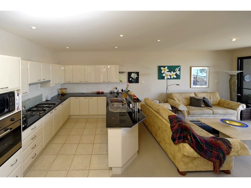 1/37 Wallawa Road, Nelson Bay NSW 2315