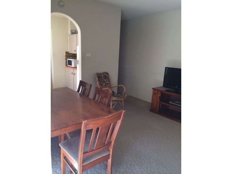 1/8 Messines St, Shoal Bay NSW 2315